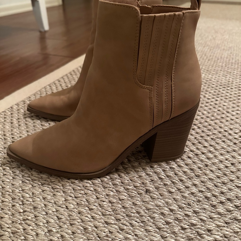 Tan Ankle Boots for Women